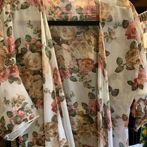 New with tag LuLaRoe Shirley kimono